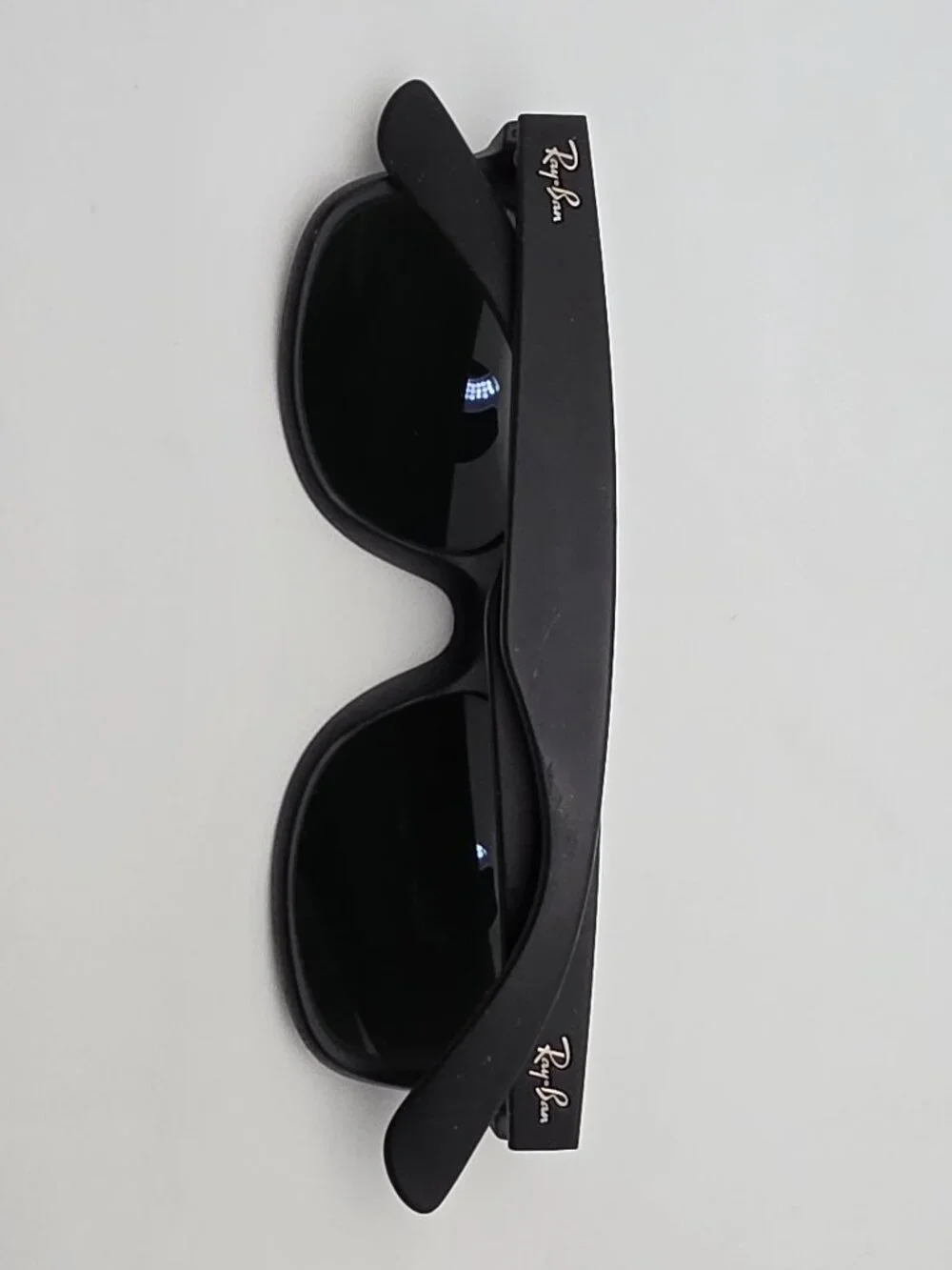Ray-Ban RB2132 622 New Wayfarer Rubber Black Frame G-15 Green Lens Sunglasses